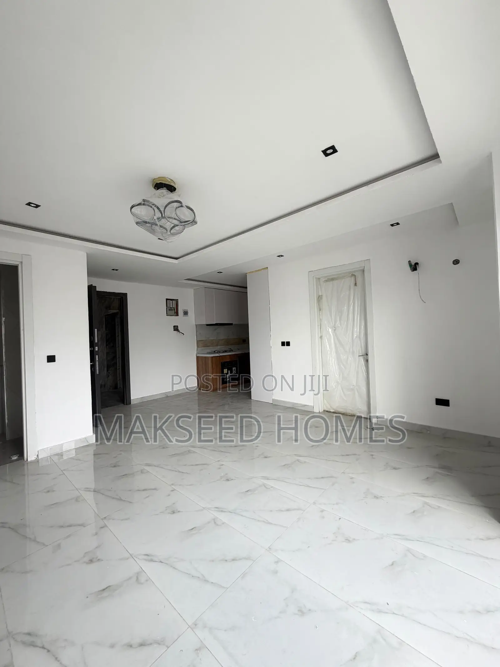2bdrm Apartment in Lekki Phase 1 for sale