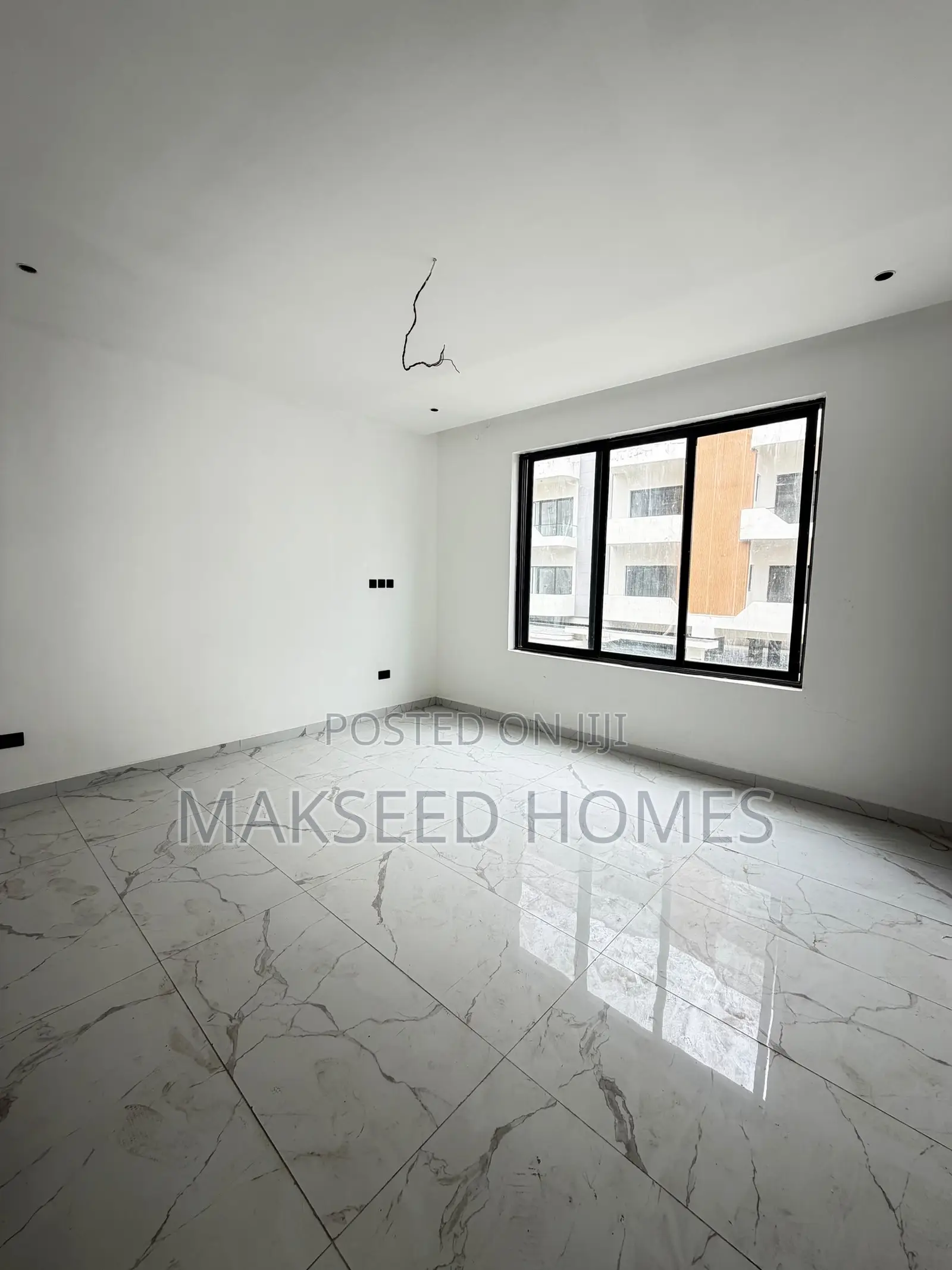 2bdrm Apartment in Lekki Phase 1 for sale