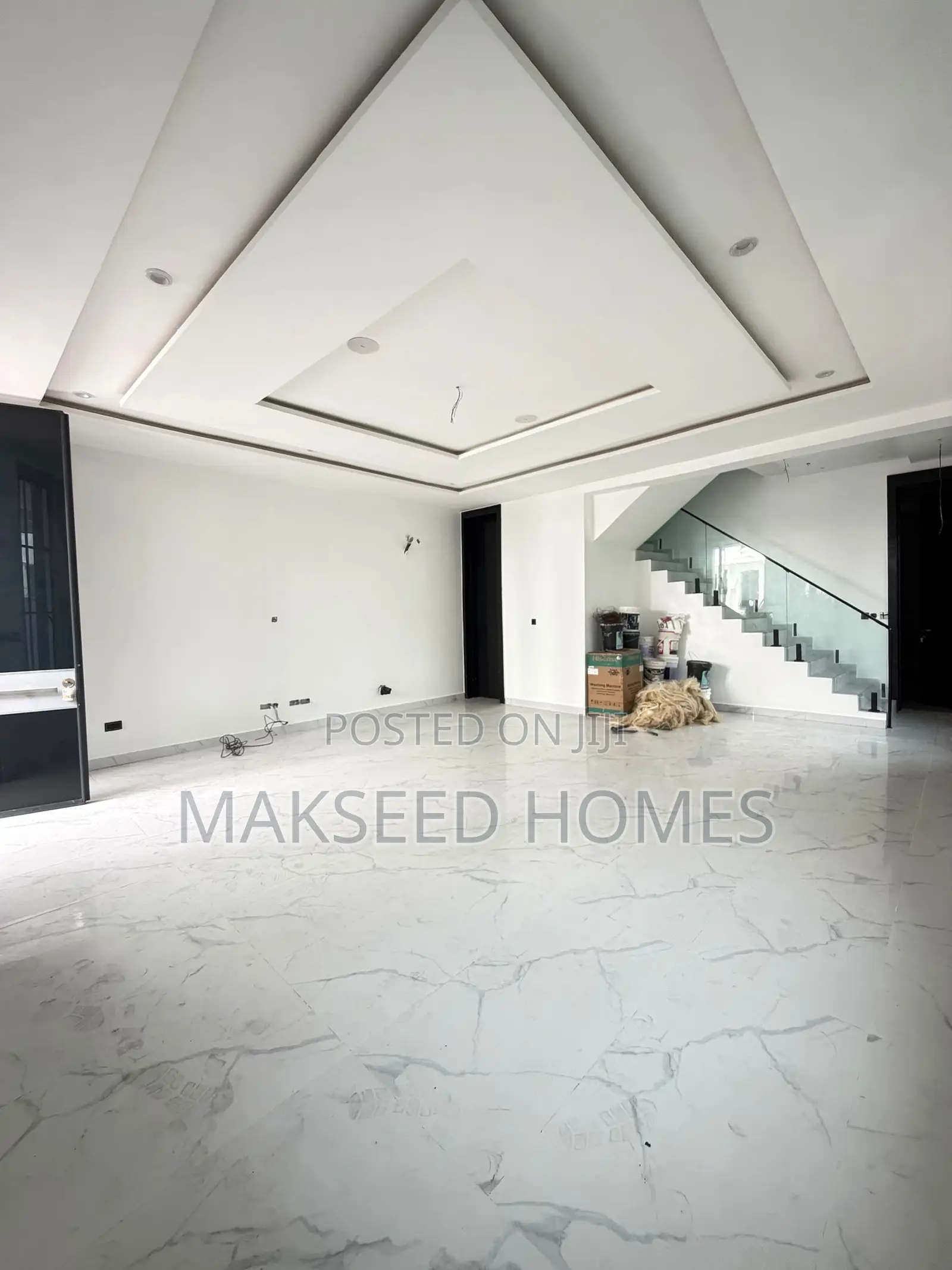 5bdrm Townhouse/Terrace in Victoria Island for sale