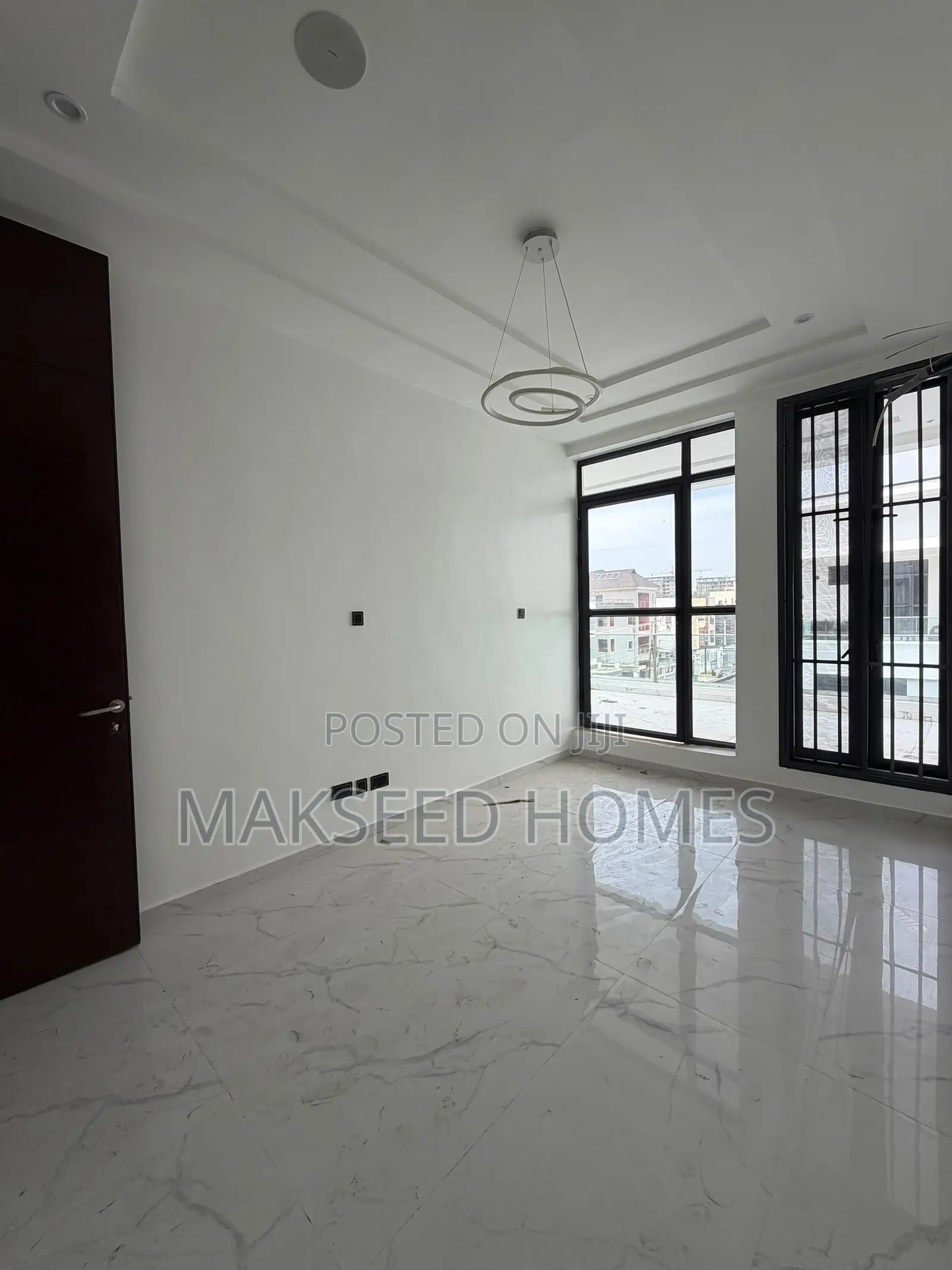 5bdrm Townhouse/Terrace in Victoria Island for sale