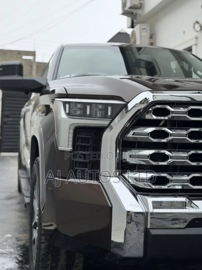 Toyota Tundra 1794 Edition CrewMax 5.5' Bed 2023 Brown