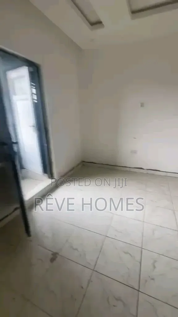 2bdrm Block of Flats in Shomolu / Shomolu for rent