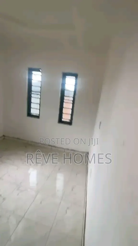 2bdrm Block of Flats in Shomolu / Shomolu for rent