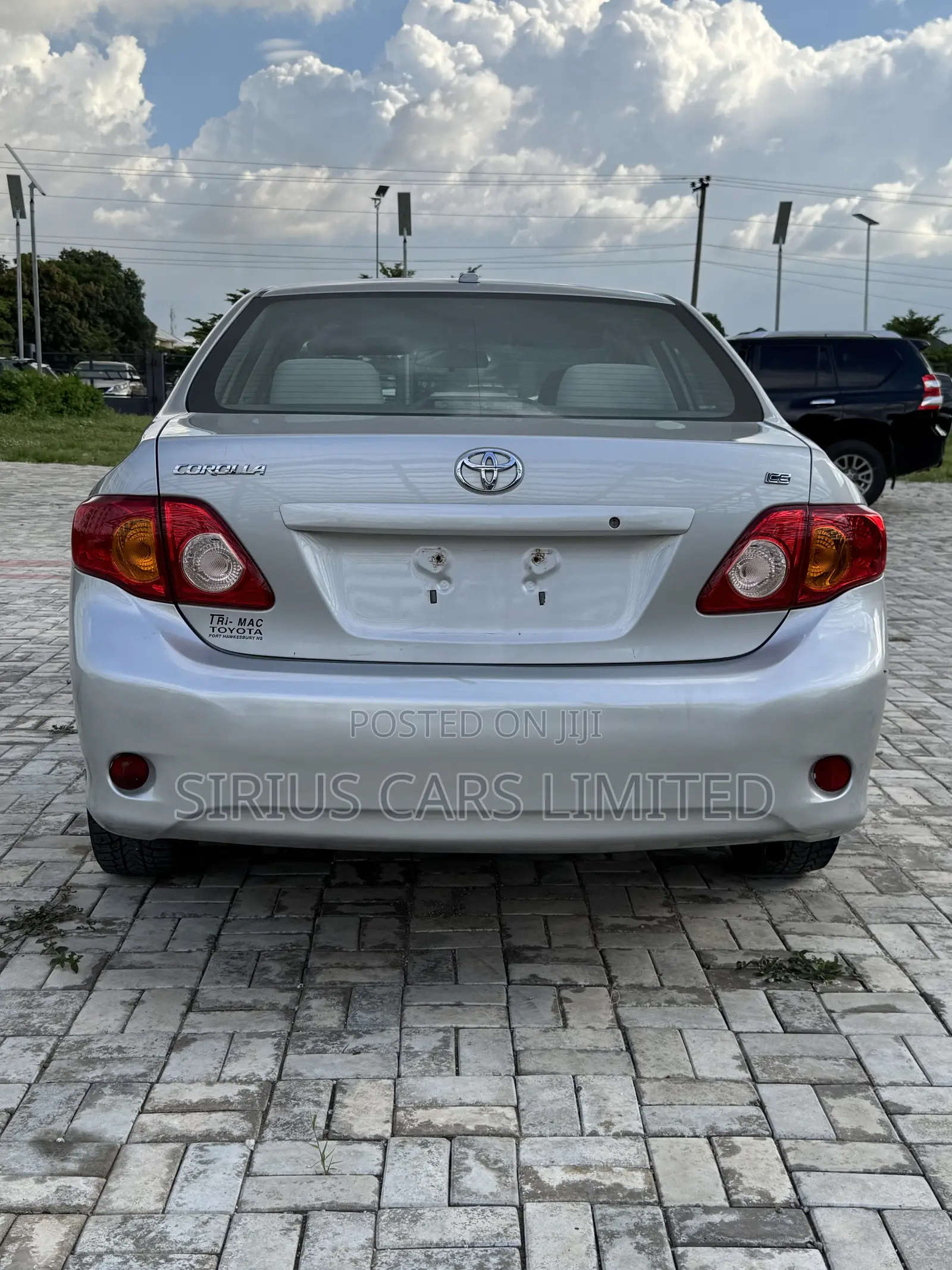 Toyota Corolla LE 4dr Sedan (1.8L 4cyl 4A) 2010 Silver