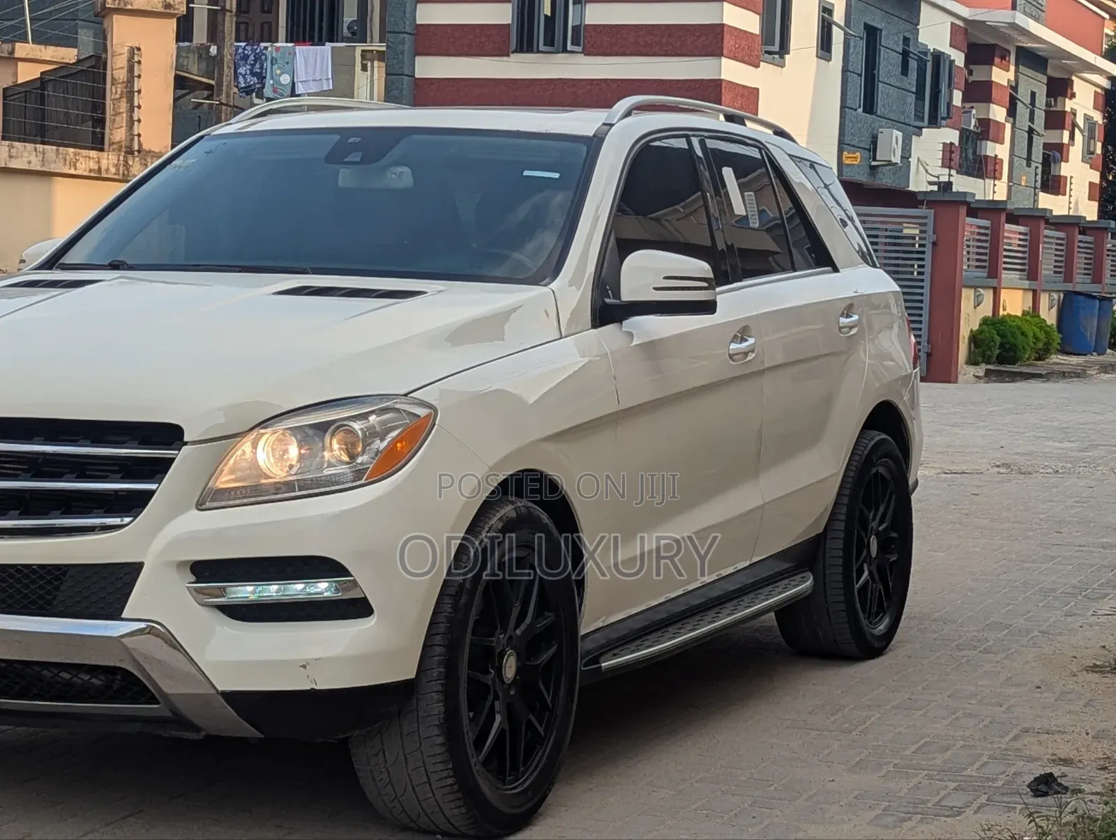 Mercedes-Benz M Class ML350 4MATIC 4dr SUV AWD (3.5L 6cyl 7A) 2015