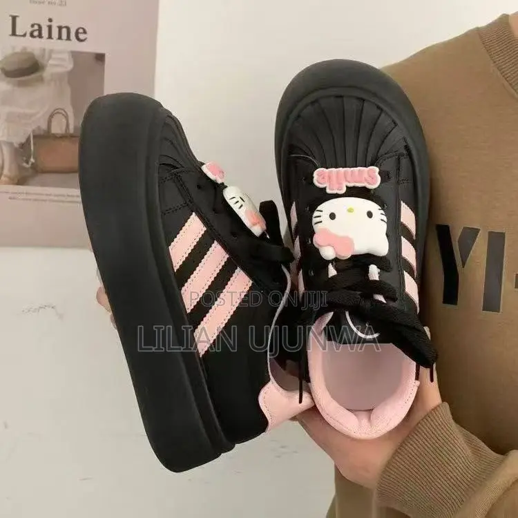 Hello Kitty Sneakers Size 35/36 Black/Pink Platform