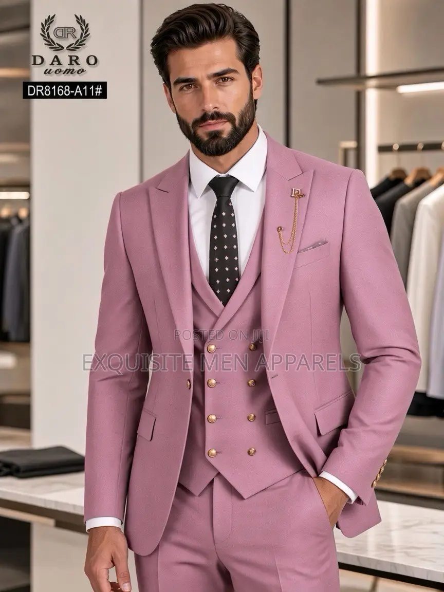 Quality Daro Golden Button Men’s Suit