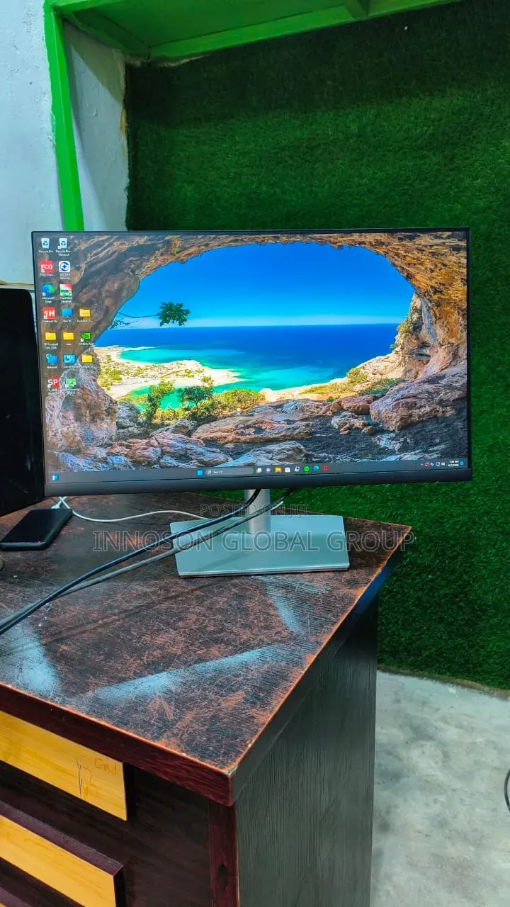 24" Dell P2419H Frameless Monitor