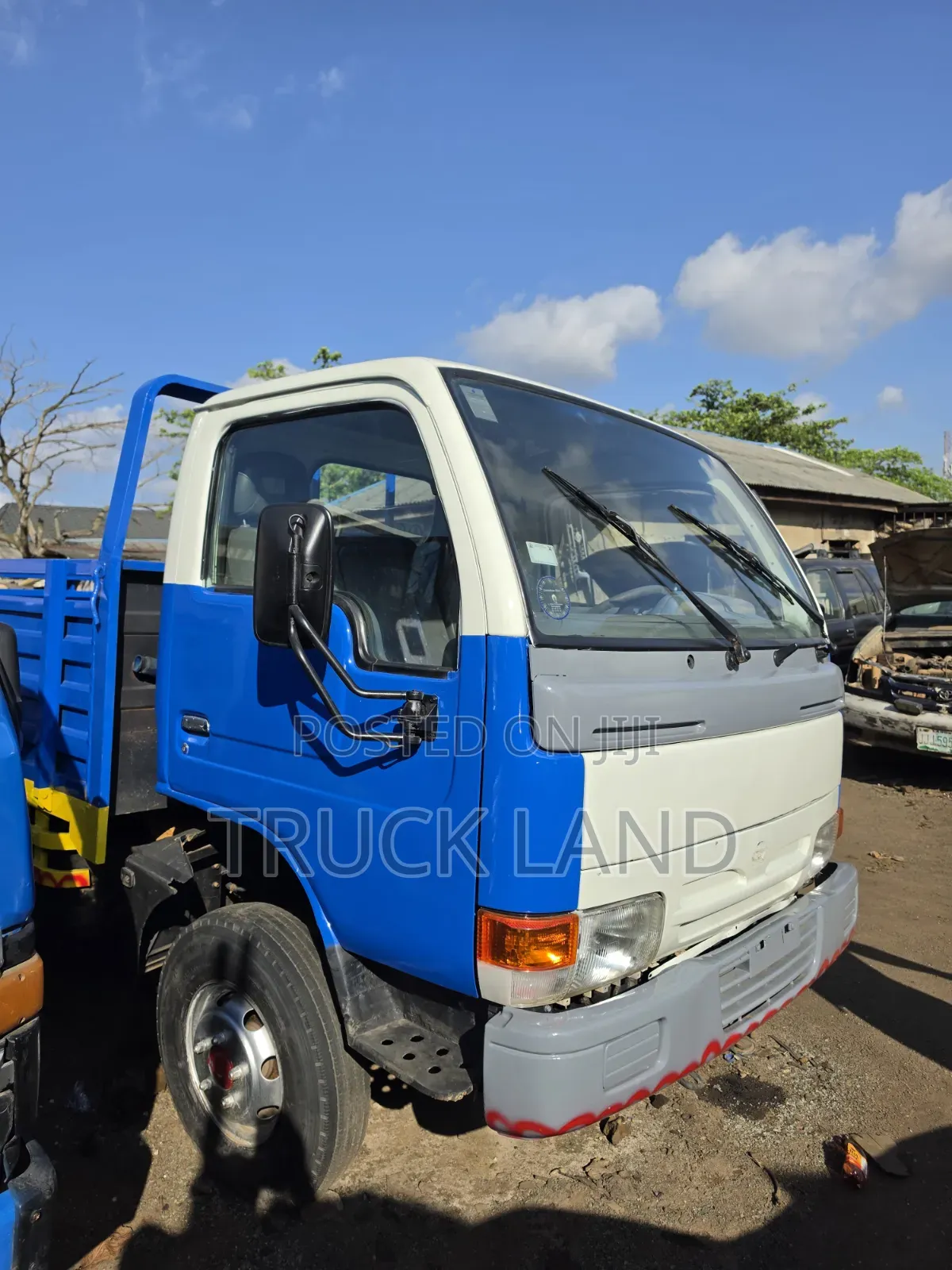 Nissan Cabstar Diesel Engine 6 Tyres