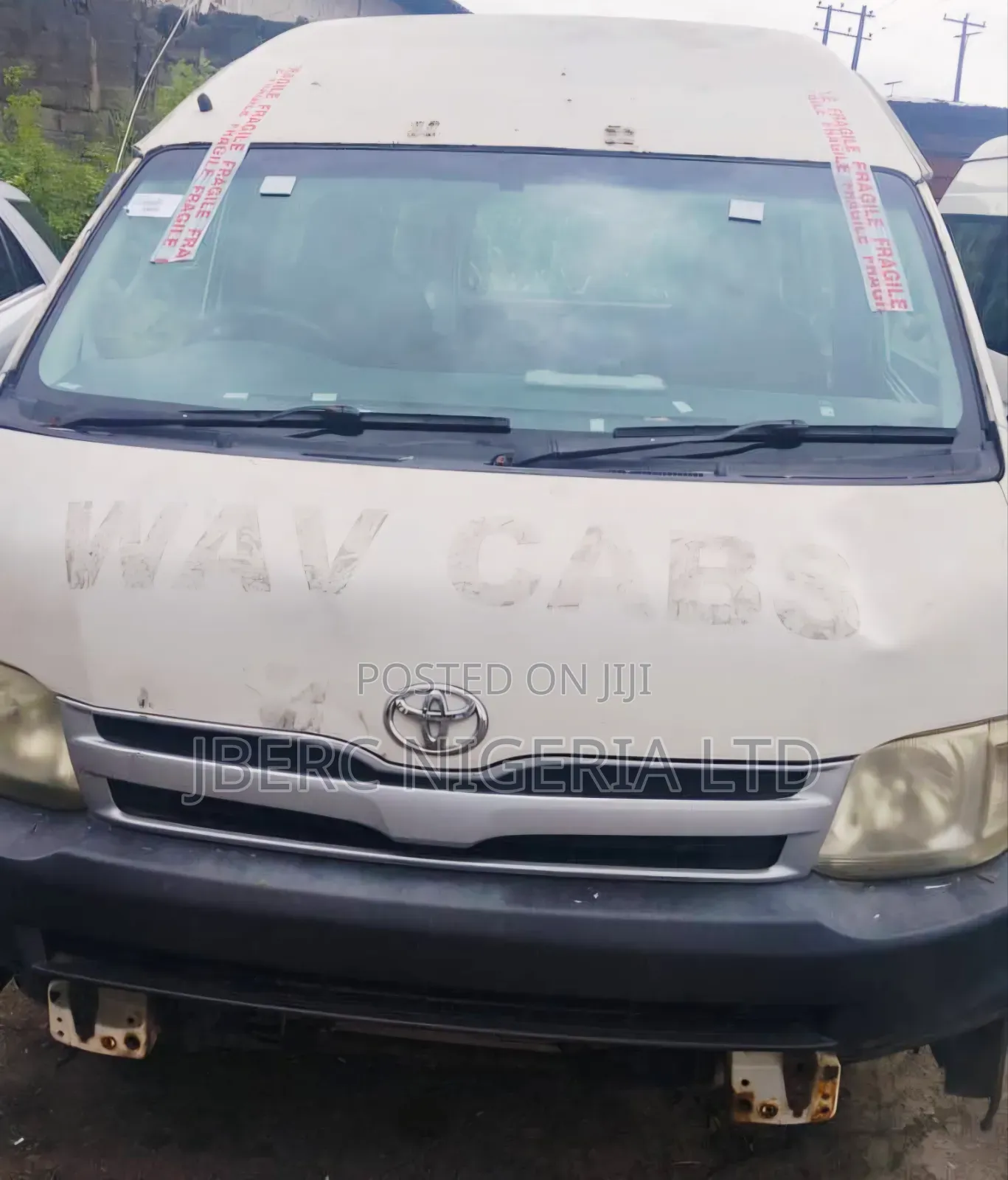 Toyota HiAce 2011 White