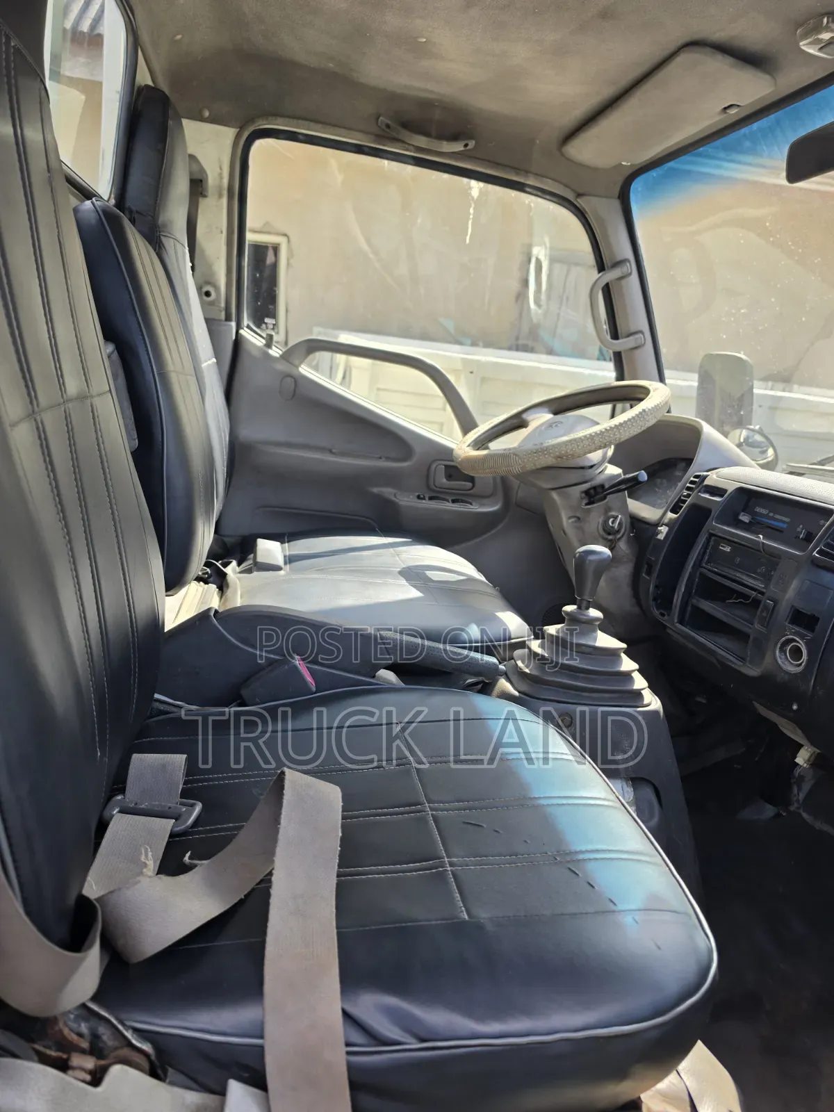 Toyota Dyna 150 New Model 08