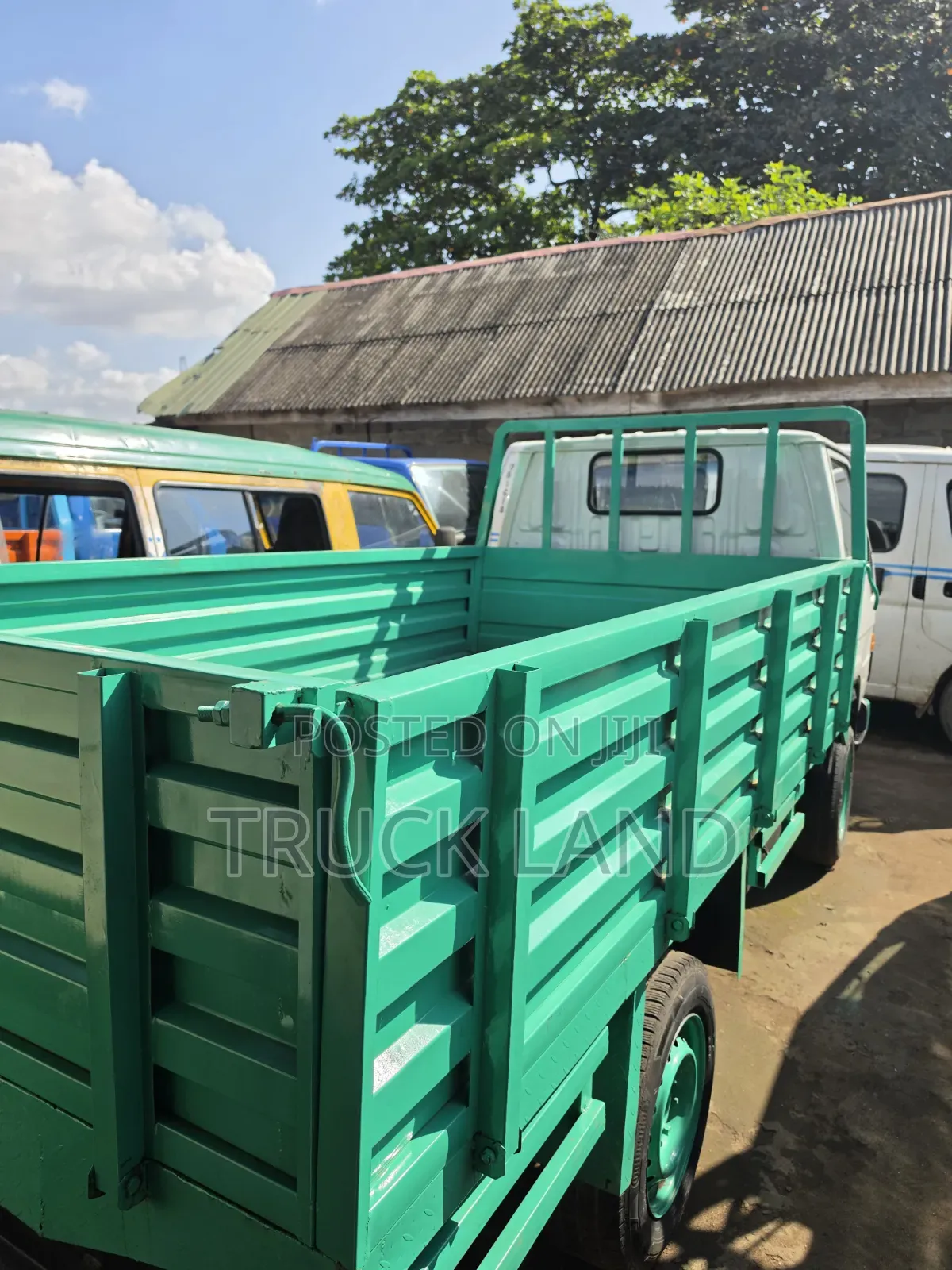 Toyota Dyna150 Cabretor Petrol Engine 2000