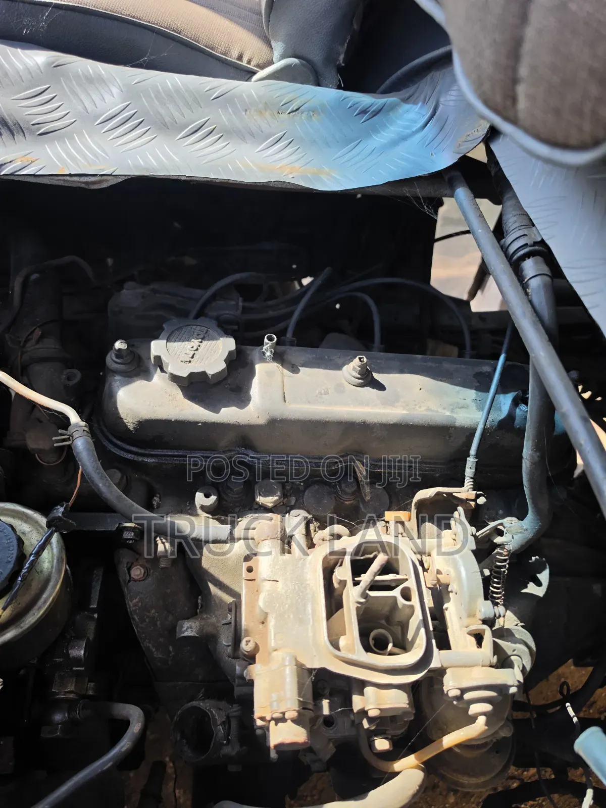 Toyota Dyna150 Cabretor Petrol Engine 2000