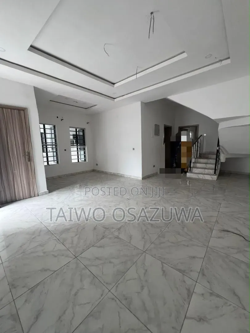 4bdrm Duplex in Orchid Road, Lekki Expressway for rent