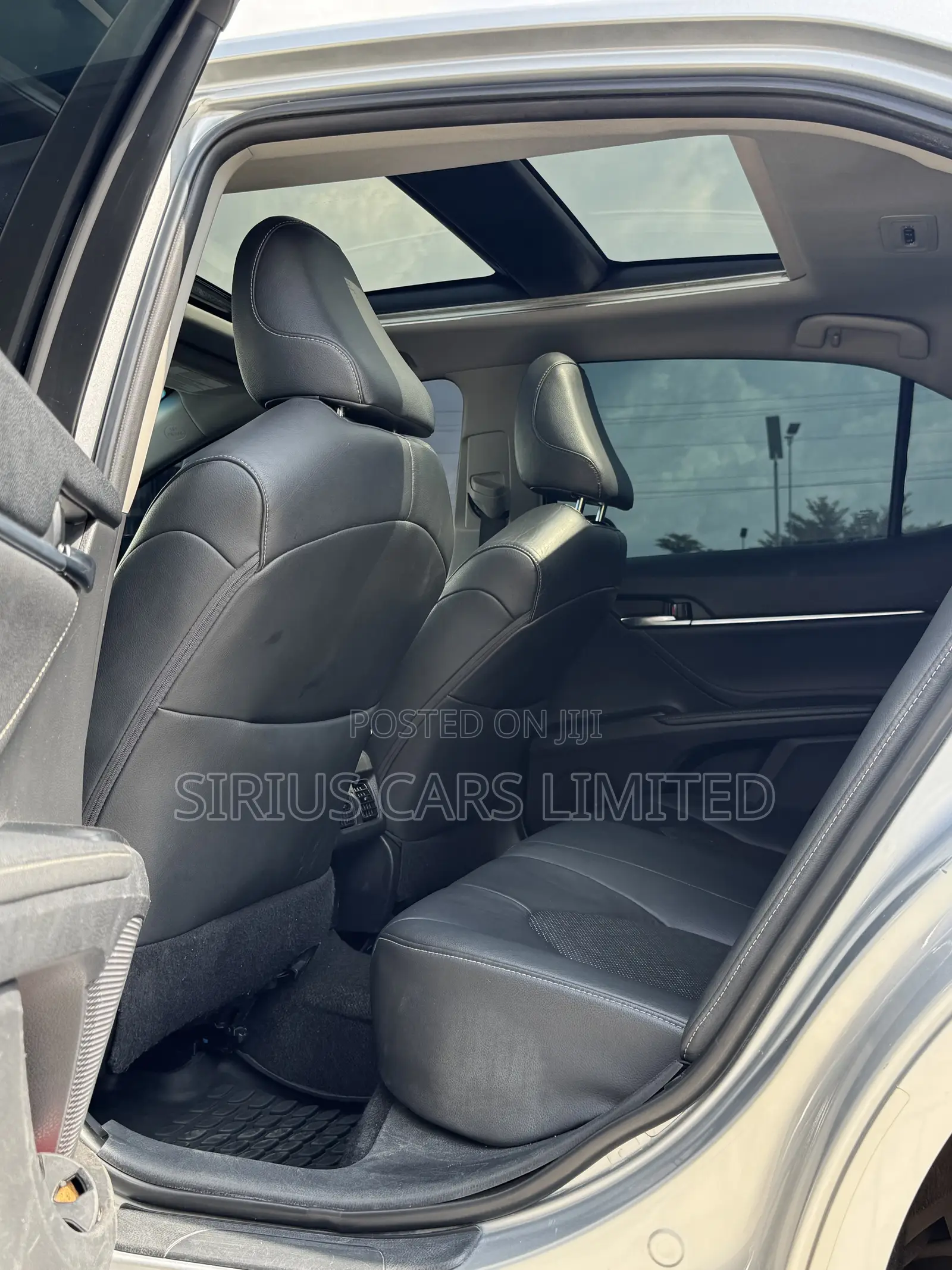 Toyota Camry XSE V6 FWD 2020 Silver