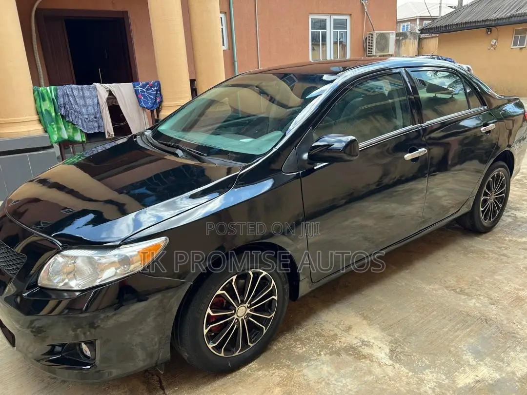 Toyota Corolla 2009 Black