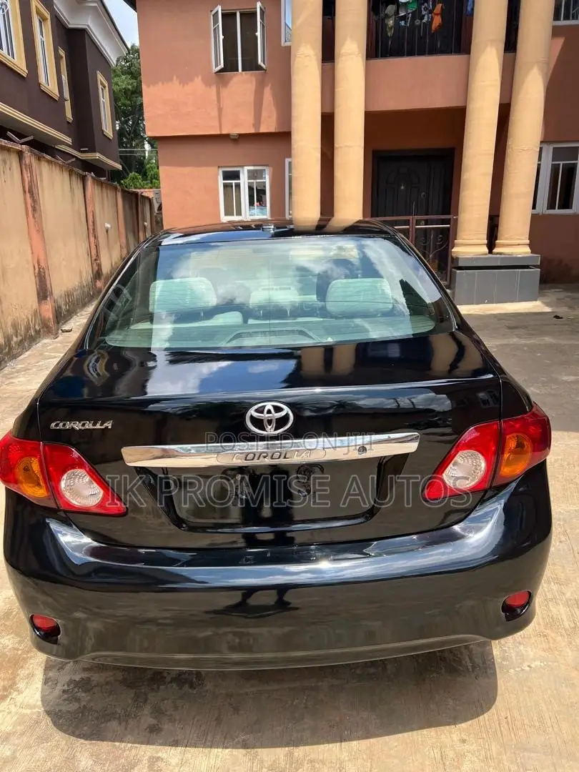 Toyota Corolla 2009 Black