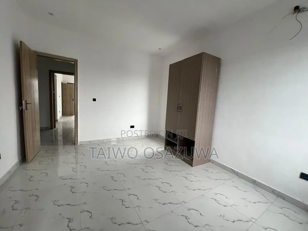 4bdrm Duplex in Ikate for sale