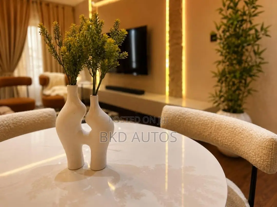 2 Bedroom Duplex With PS5 ( December Rate)