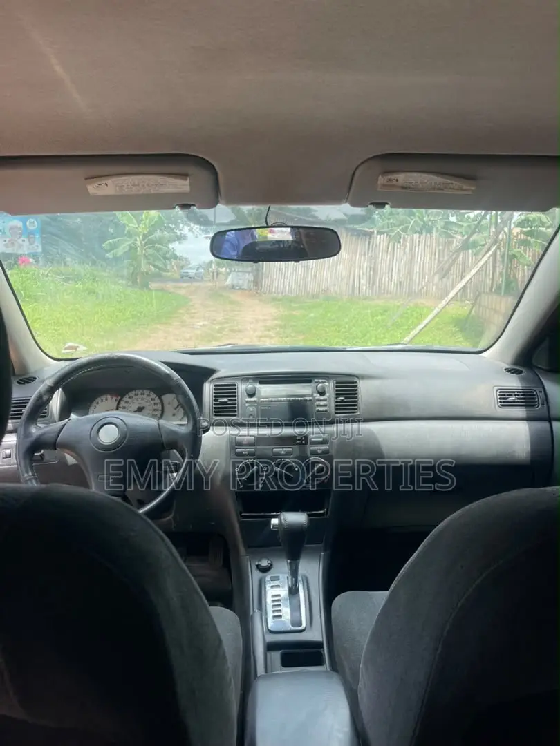 Toyota Corolla LE 2005 Red