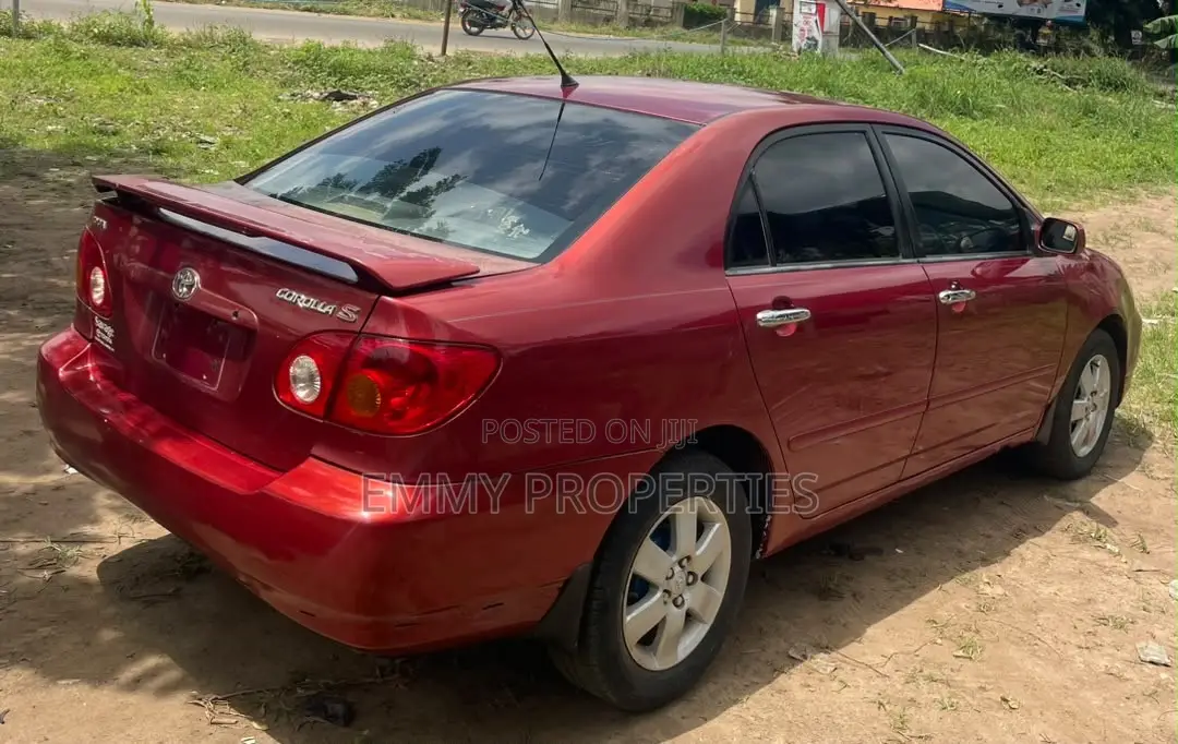 Toyota Corolla LE 2005 Red