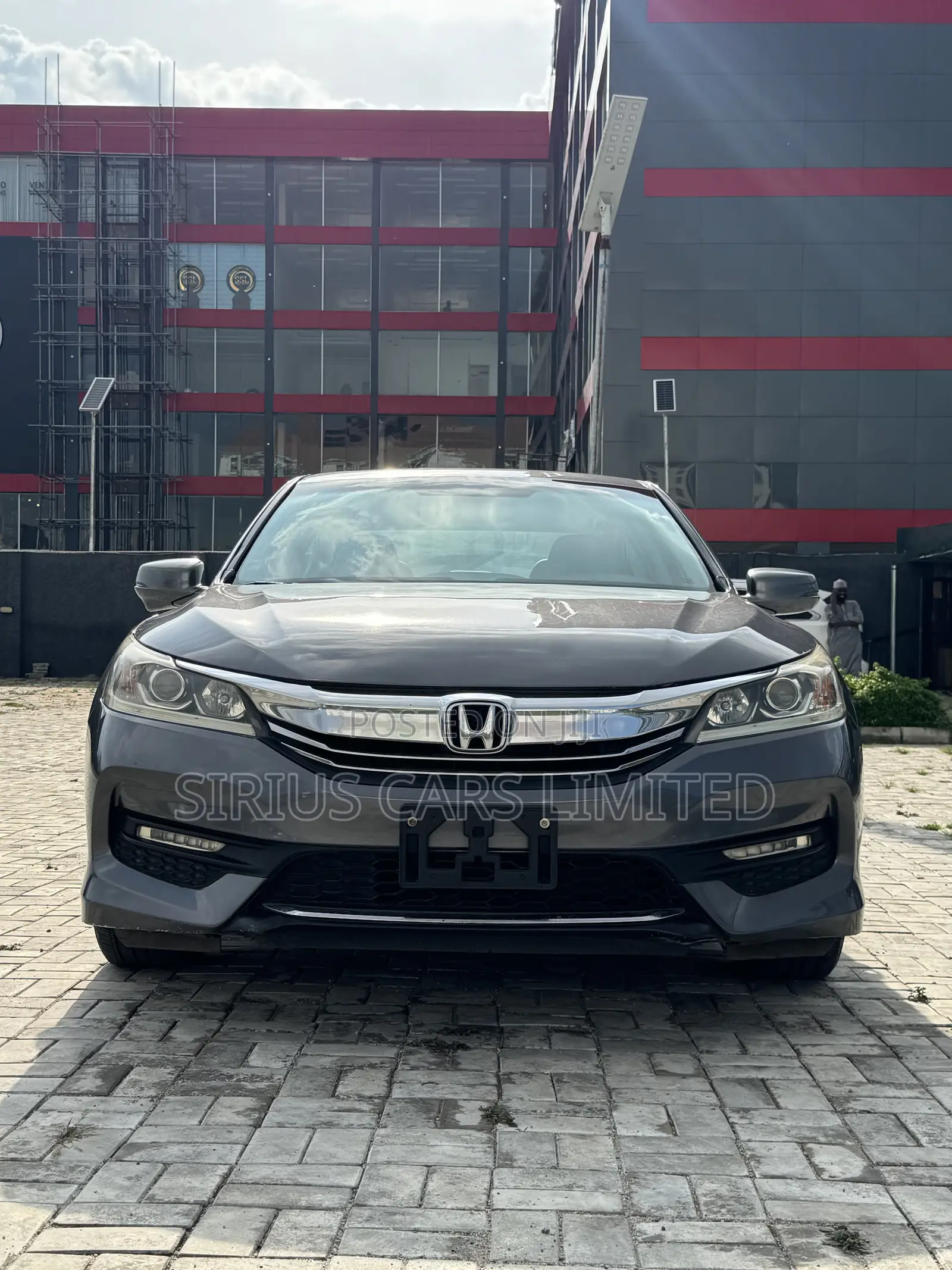 Honda Accord EX-L 4dr Sedan FWD (2.4L 4cyl 2A) 2016 Gray