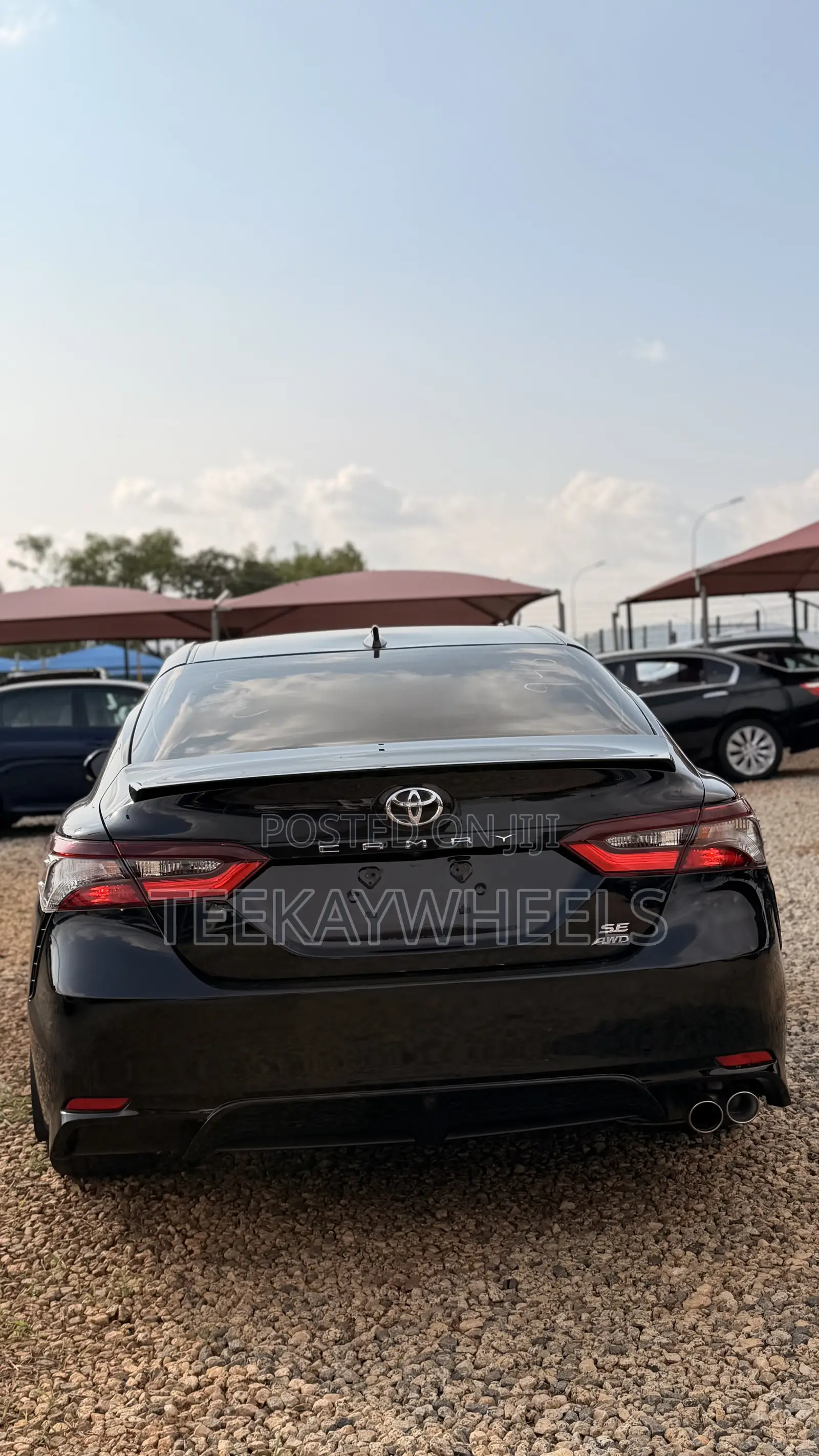 Toyota Camry SE 2023 Black
