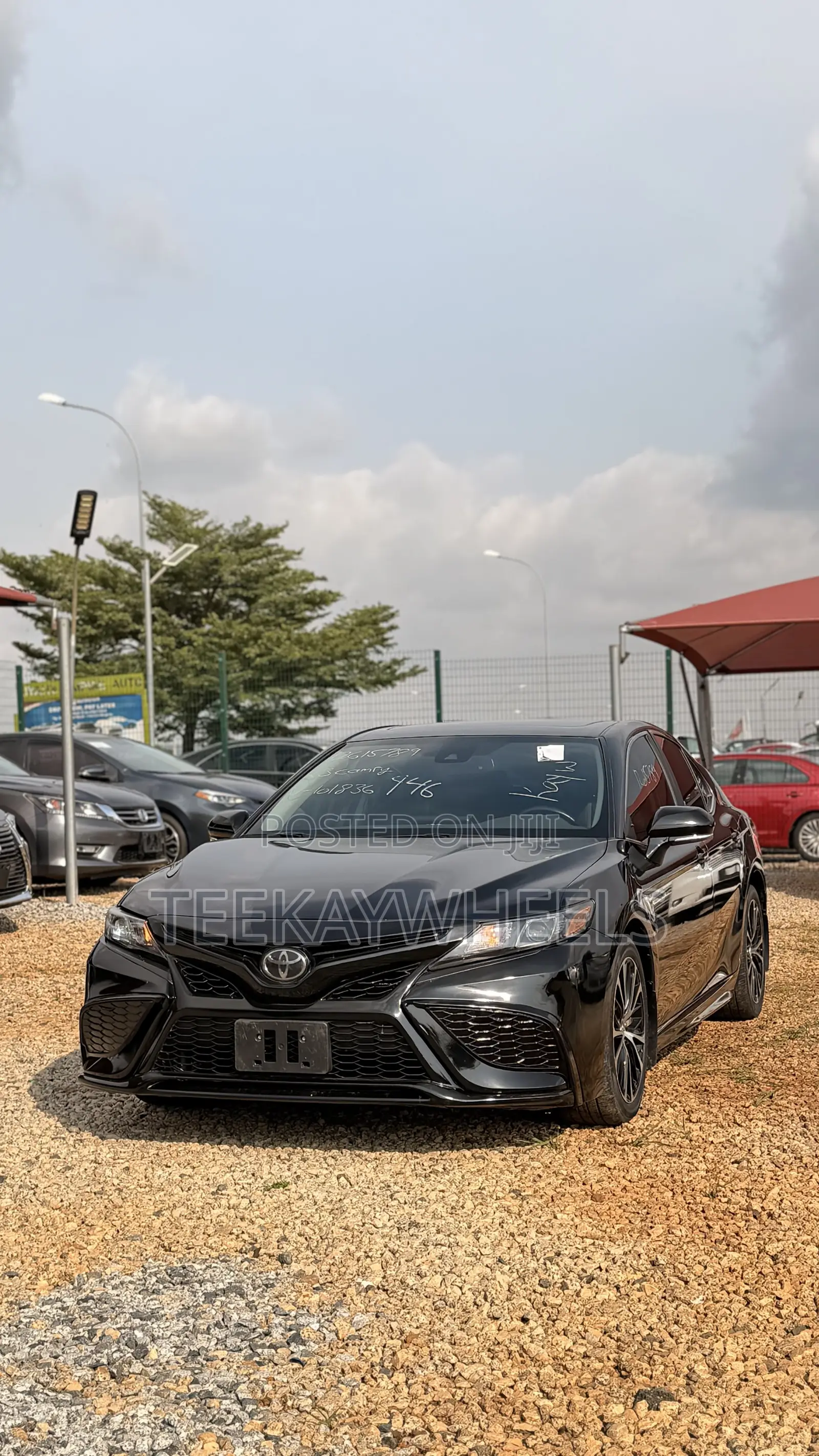 Toyota Camry SE 2023 Black