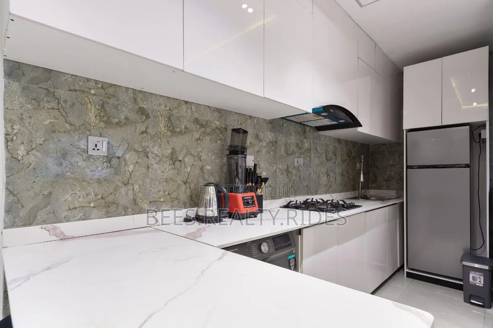 Crystal 1 Bedroom With a PS5, Pool and a Balcony