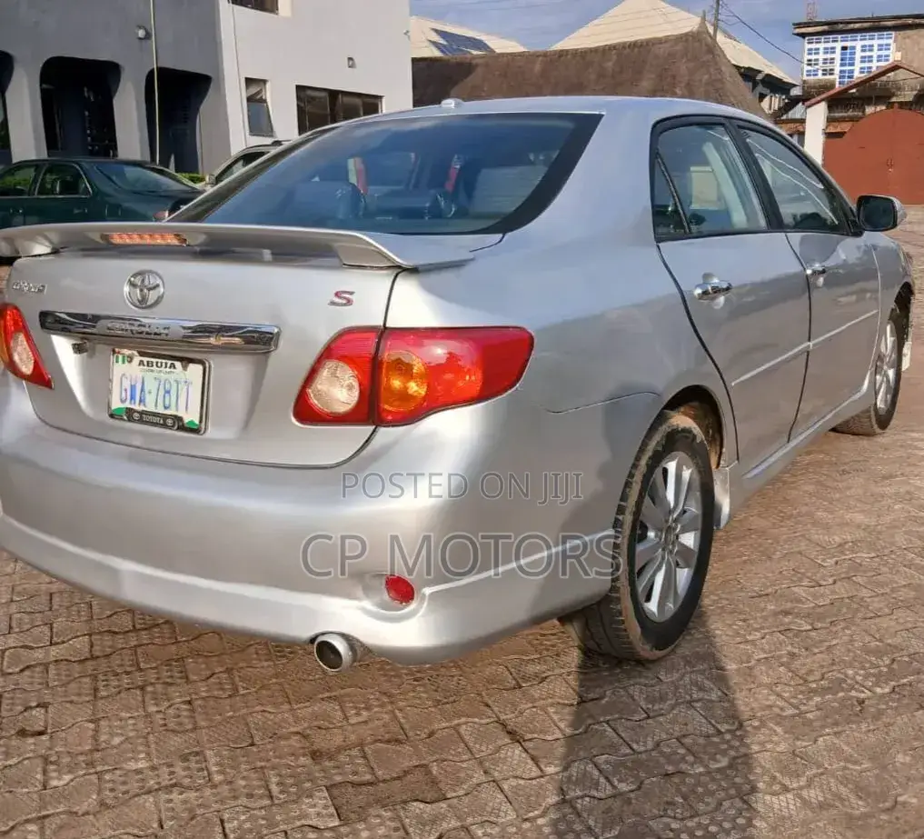 Toyota Corolla S 4dr Sedan (1.8L 4cyl 4A) 2010 Silver