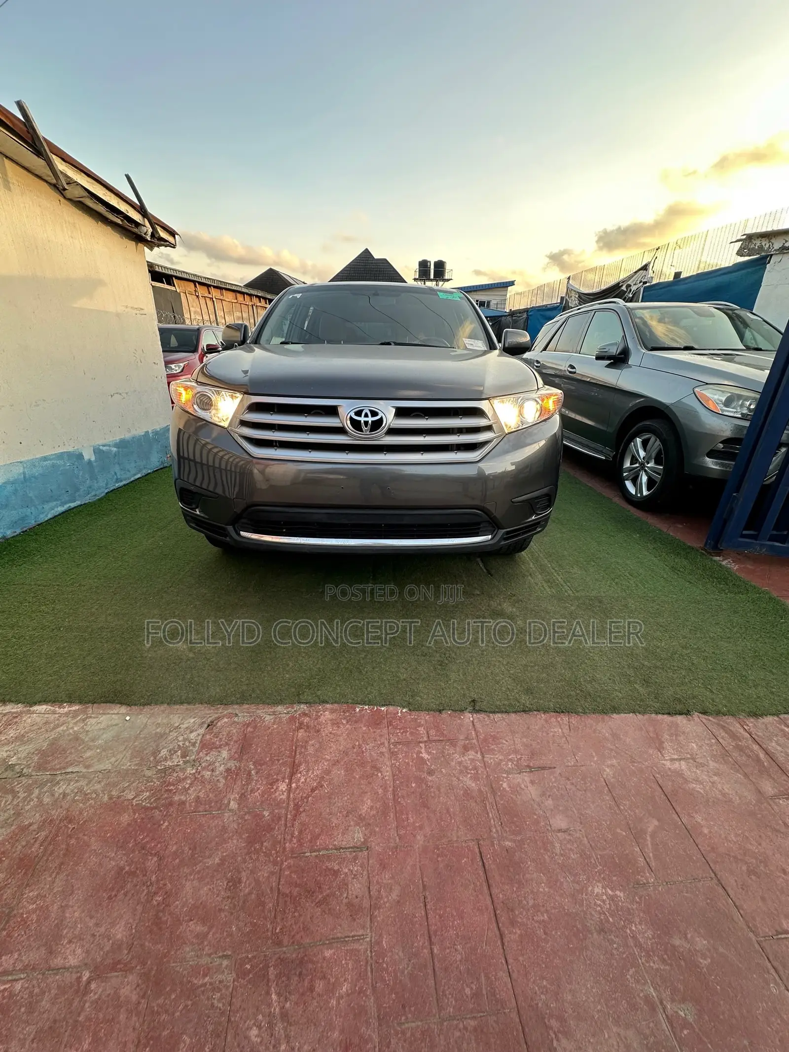Toyota Highlander SE 2011 Green