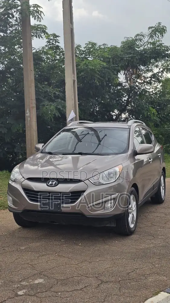 Hyundai Tucson GLS AWD 2013 Brown