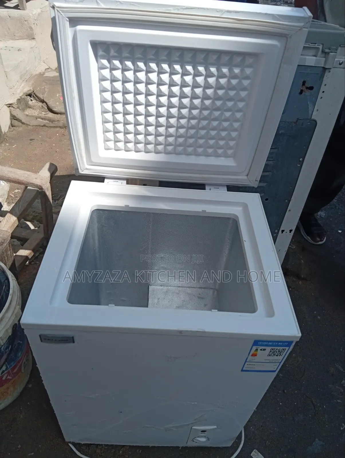 Royalstar 58-Liter Mini Chest Freezer (Model: BD/BC-58A118D).