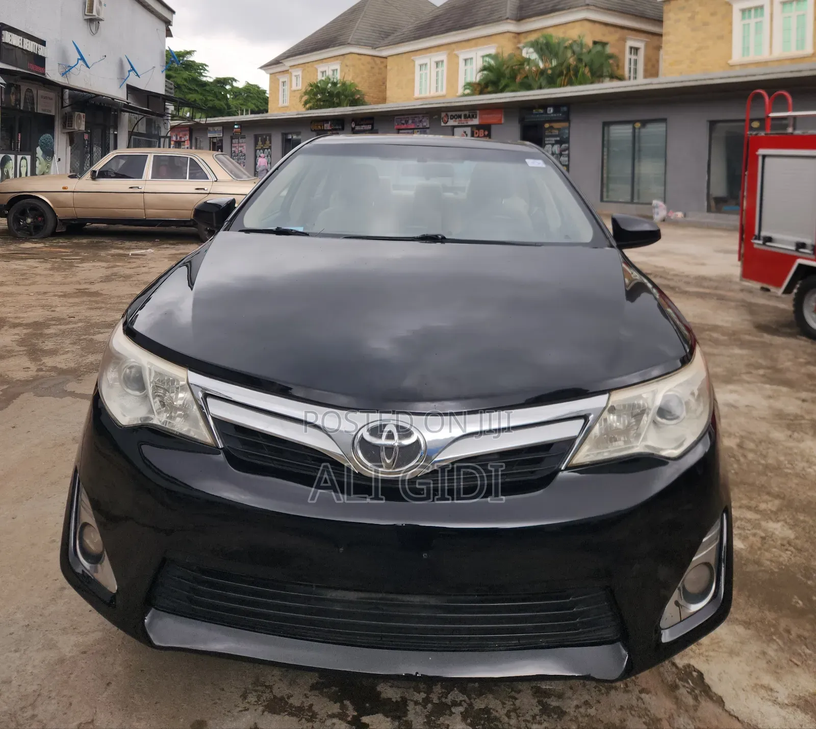 Toyota Camry XLE 4dr Sedan (2.5L 4cyl 6A) 2012 Black