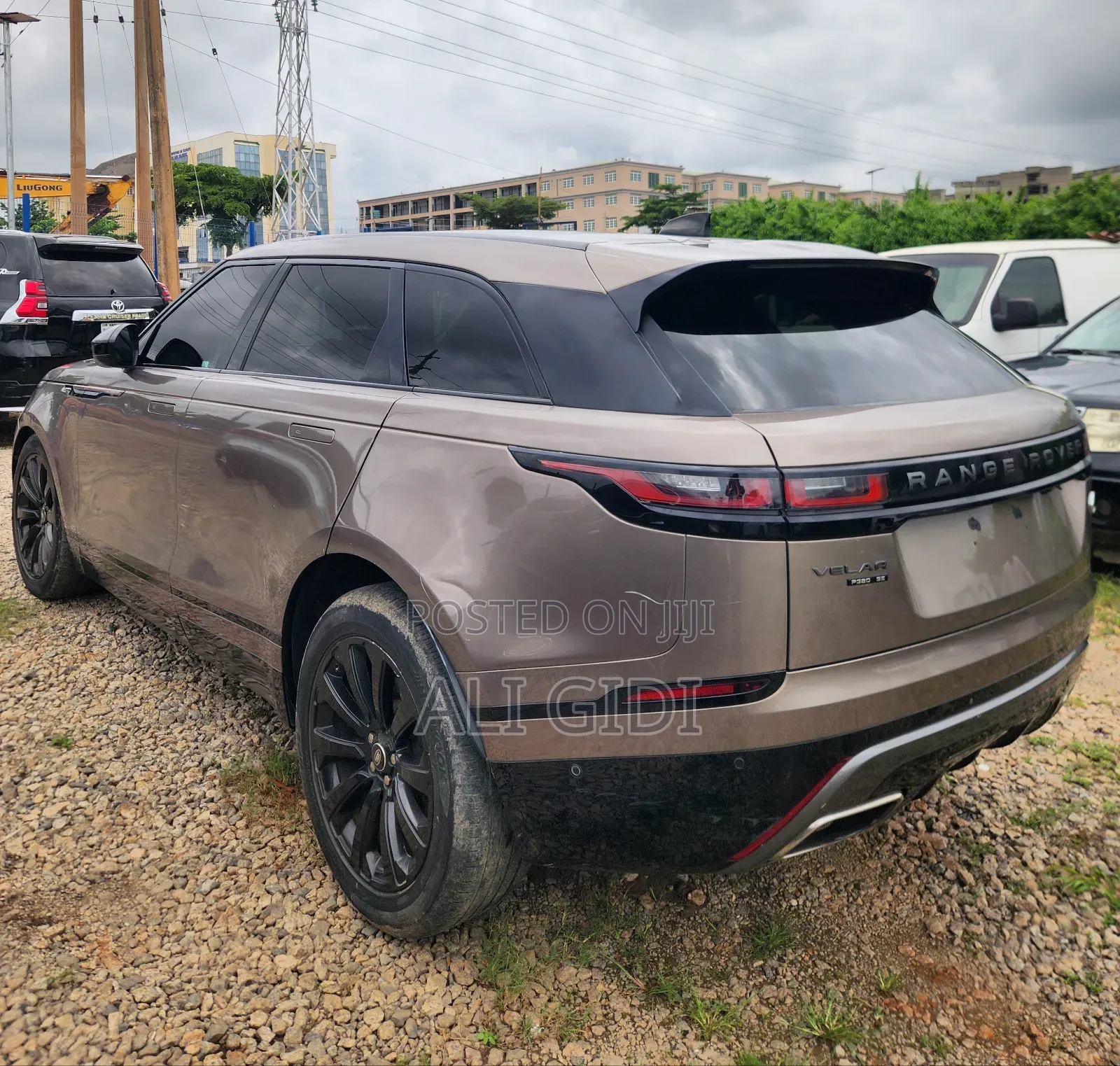 Land Rover Range Rover Velar P250 SE R-Dynamic 4x4 2018 Brown