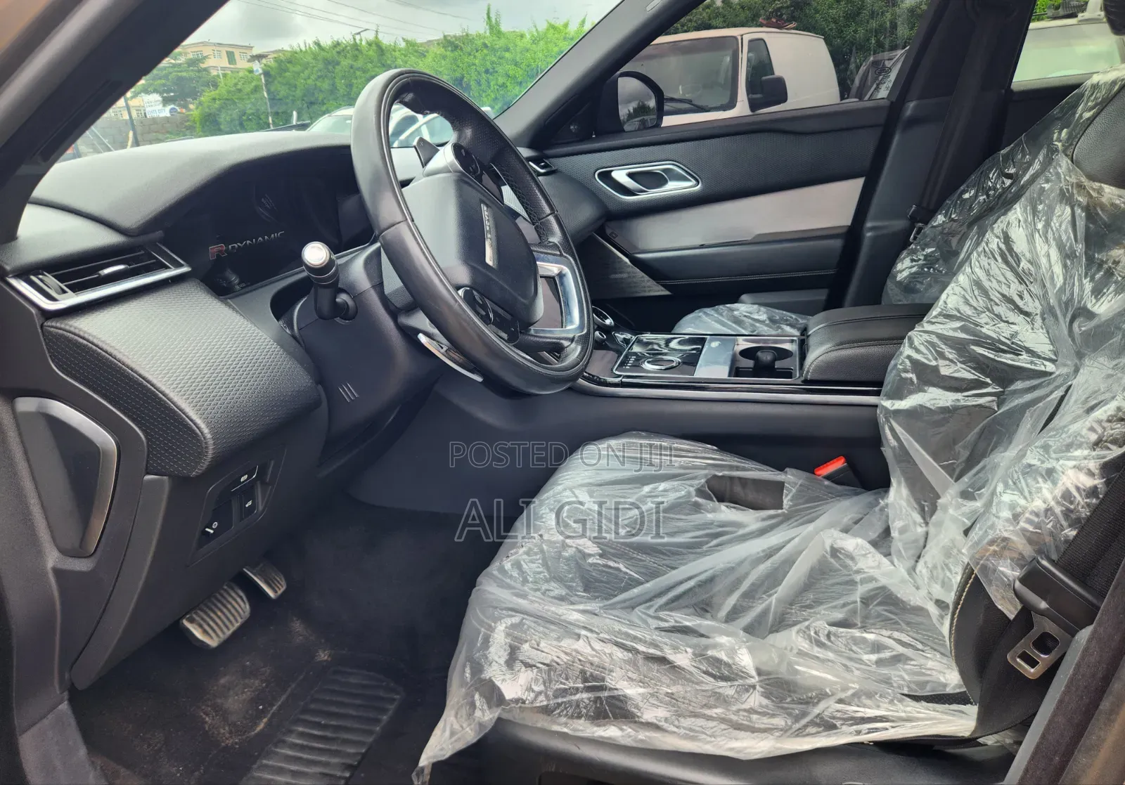 Land Rover Range Rover Velar P250 SE R-Dynamic 4x4 2018 Brown