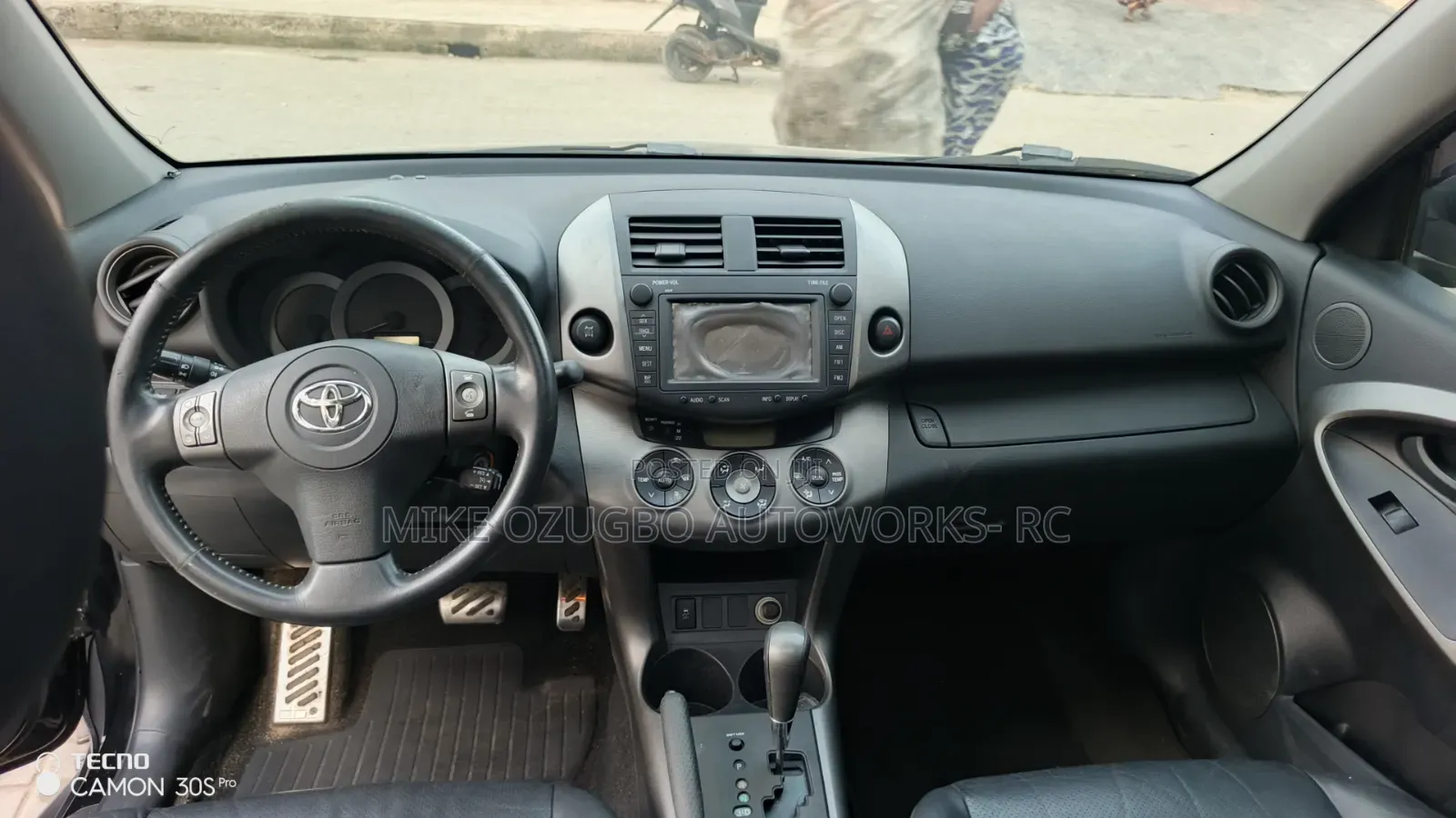 Toyota RAV4 2010 Black