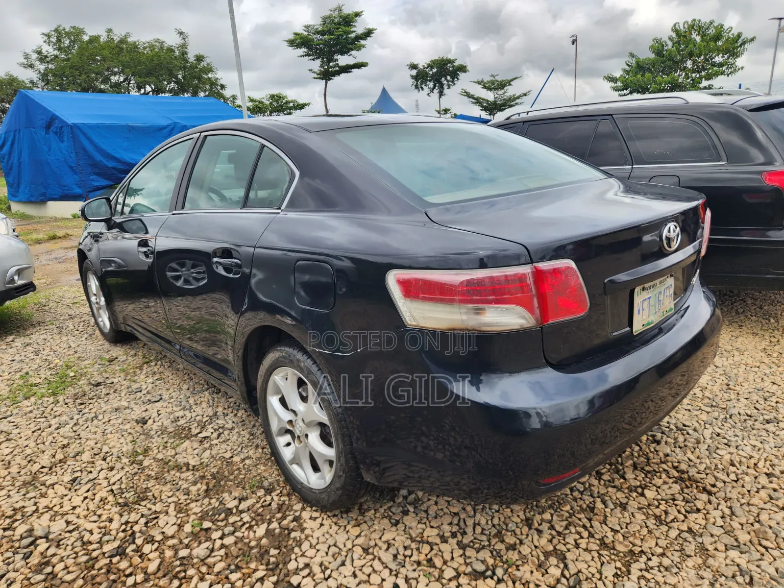 Toyota Avensis 2012 Black
