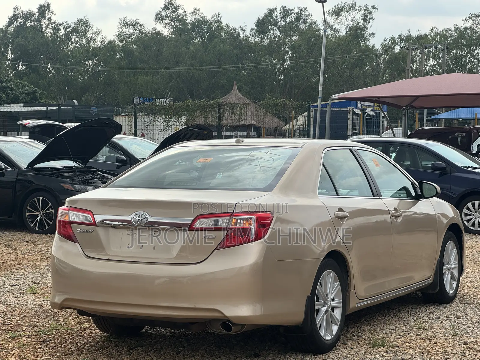 Toyota Camry 2012 Gold