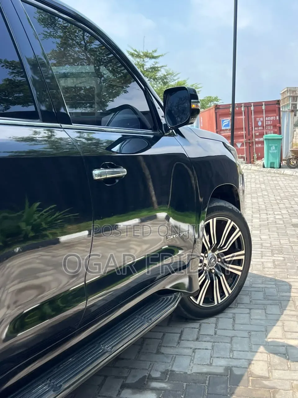 Lexus LX 570 (5 seats) AWD 2017 Black