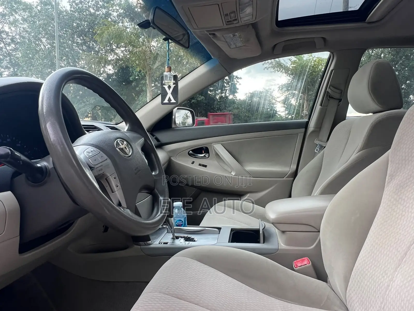 Toyota Camry 2011 Gold
