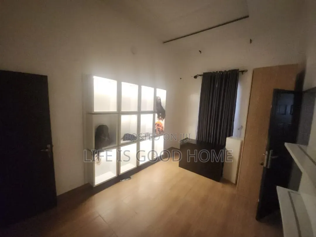 3bdrm Bungalow in Thomas Estate for sale