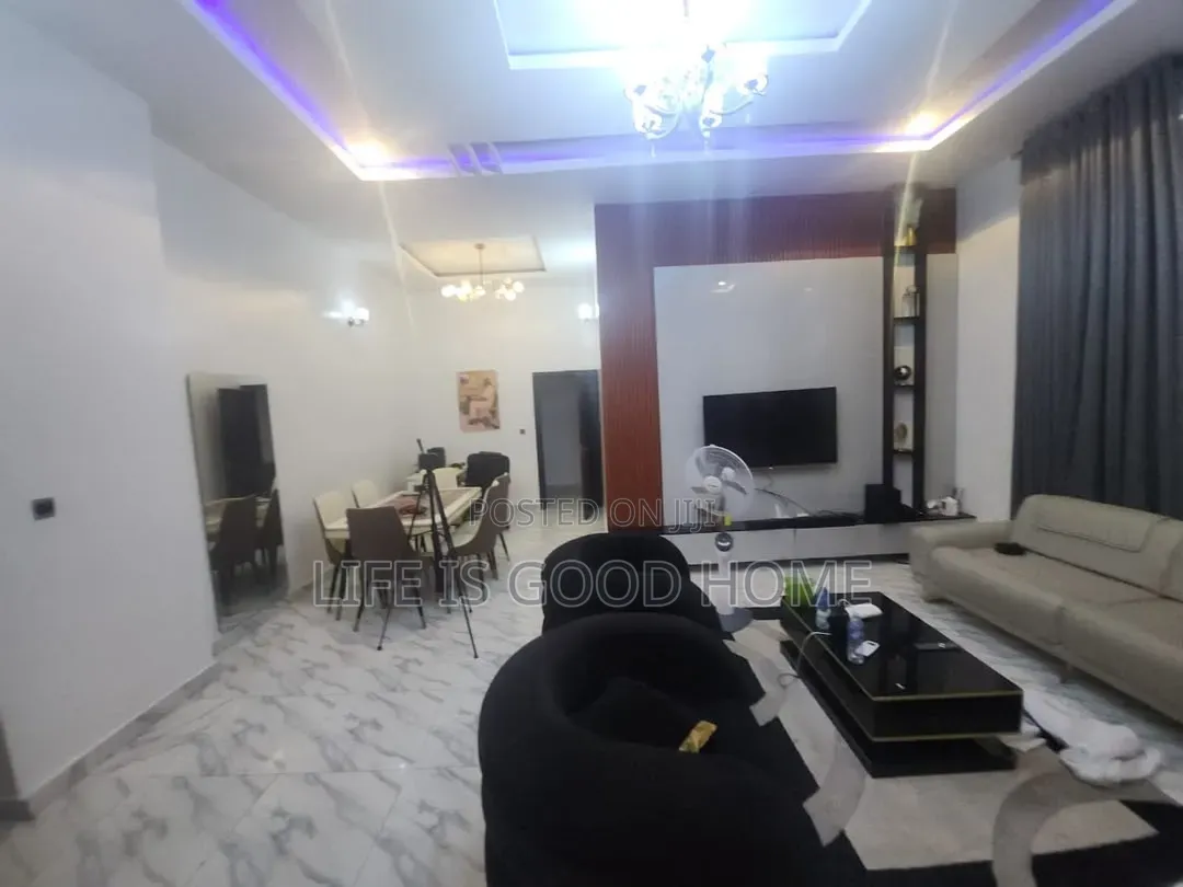 3bdrm Bungalow in Thomas Estate for sale