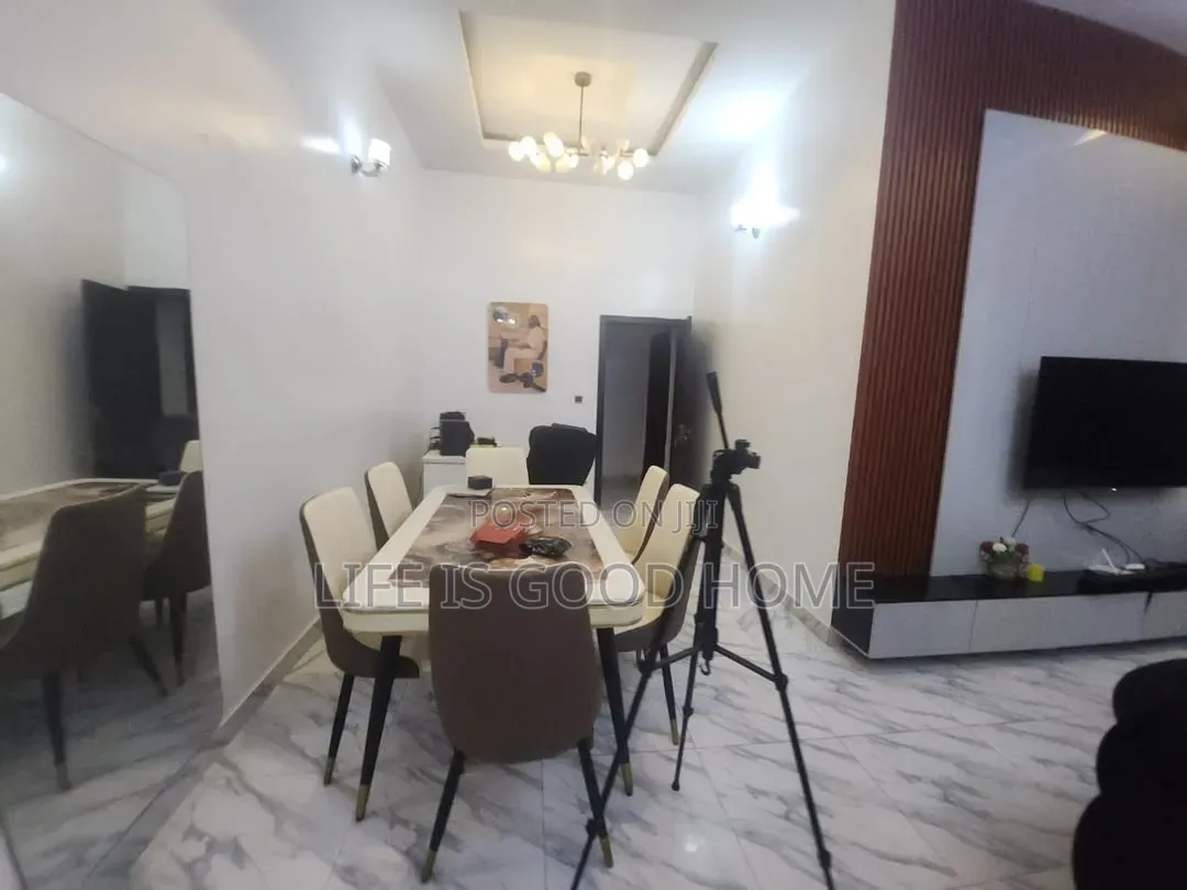 3bdrm Bungalow in Thomas Estate for sale