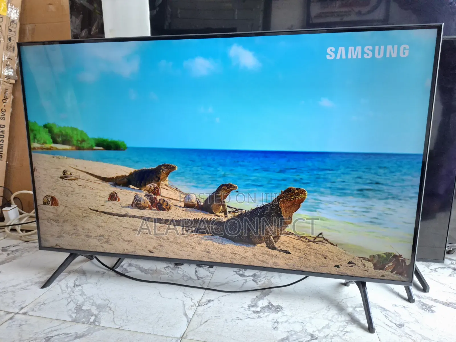 2023 43inchs Samsung CrystalUHD Real4k HDR Smart TV