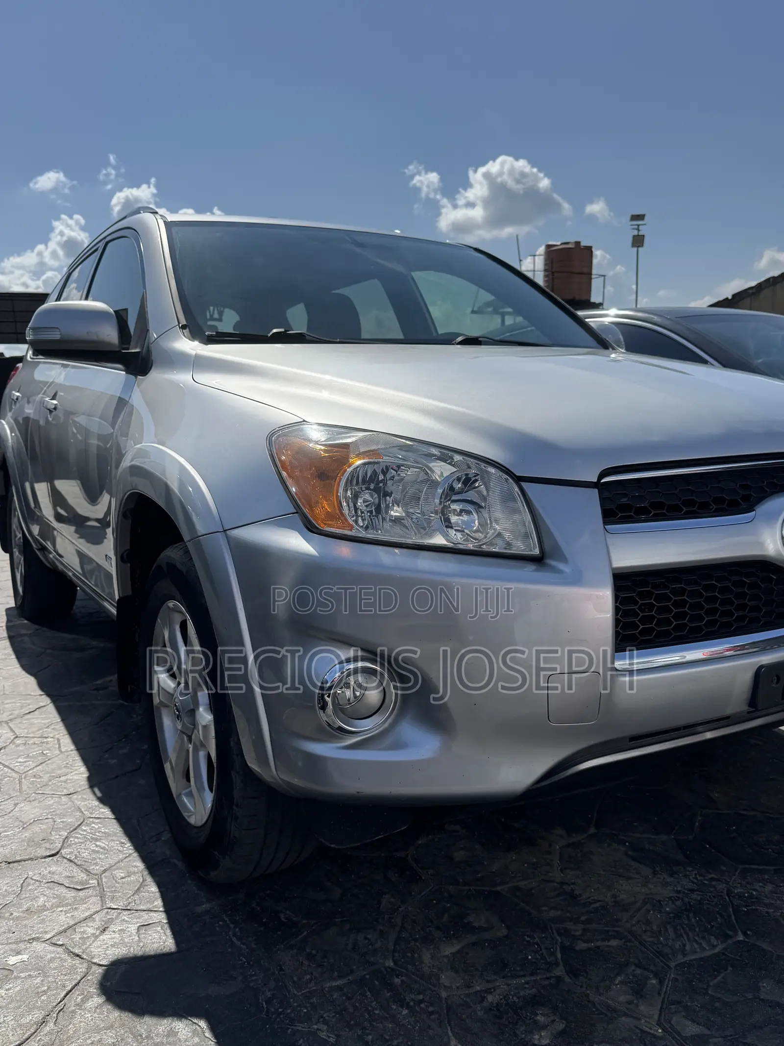 Toyota RAV4 2012 Silver