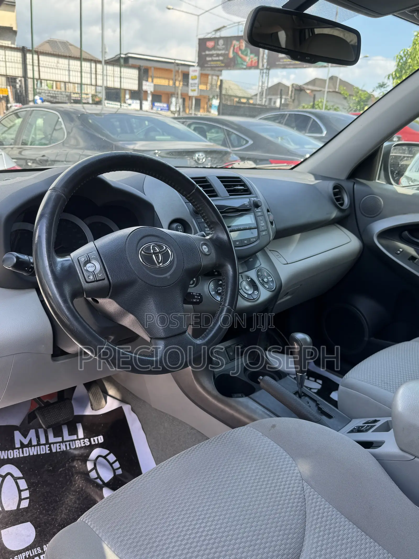 Toyota RAV4 2012 Silver