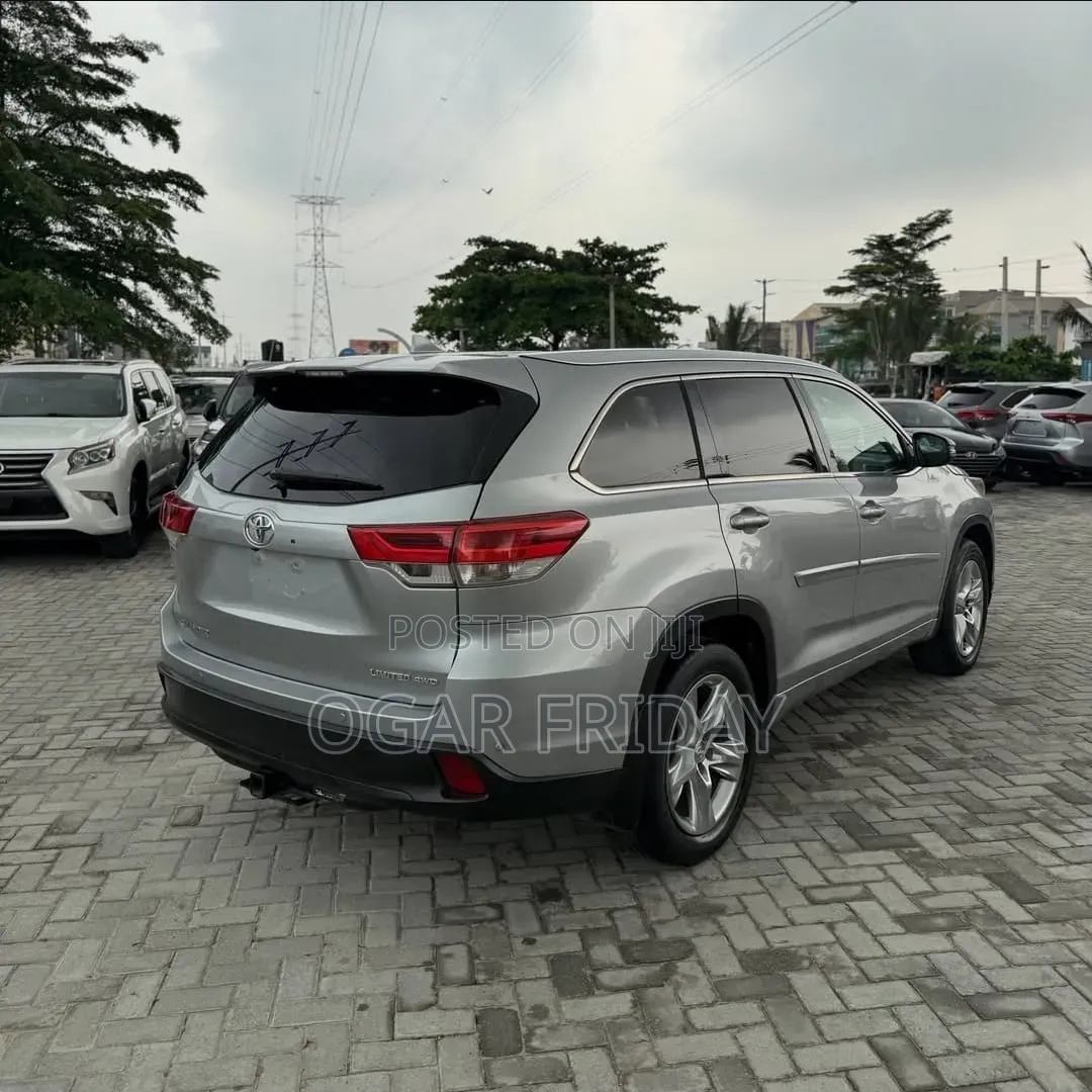 Toyota Highlander Limited Platinum 4dr SUV (3.5L 6cyl 6A) 2015 Silver