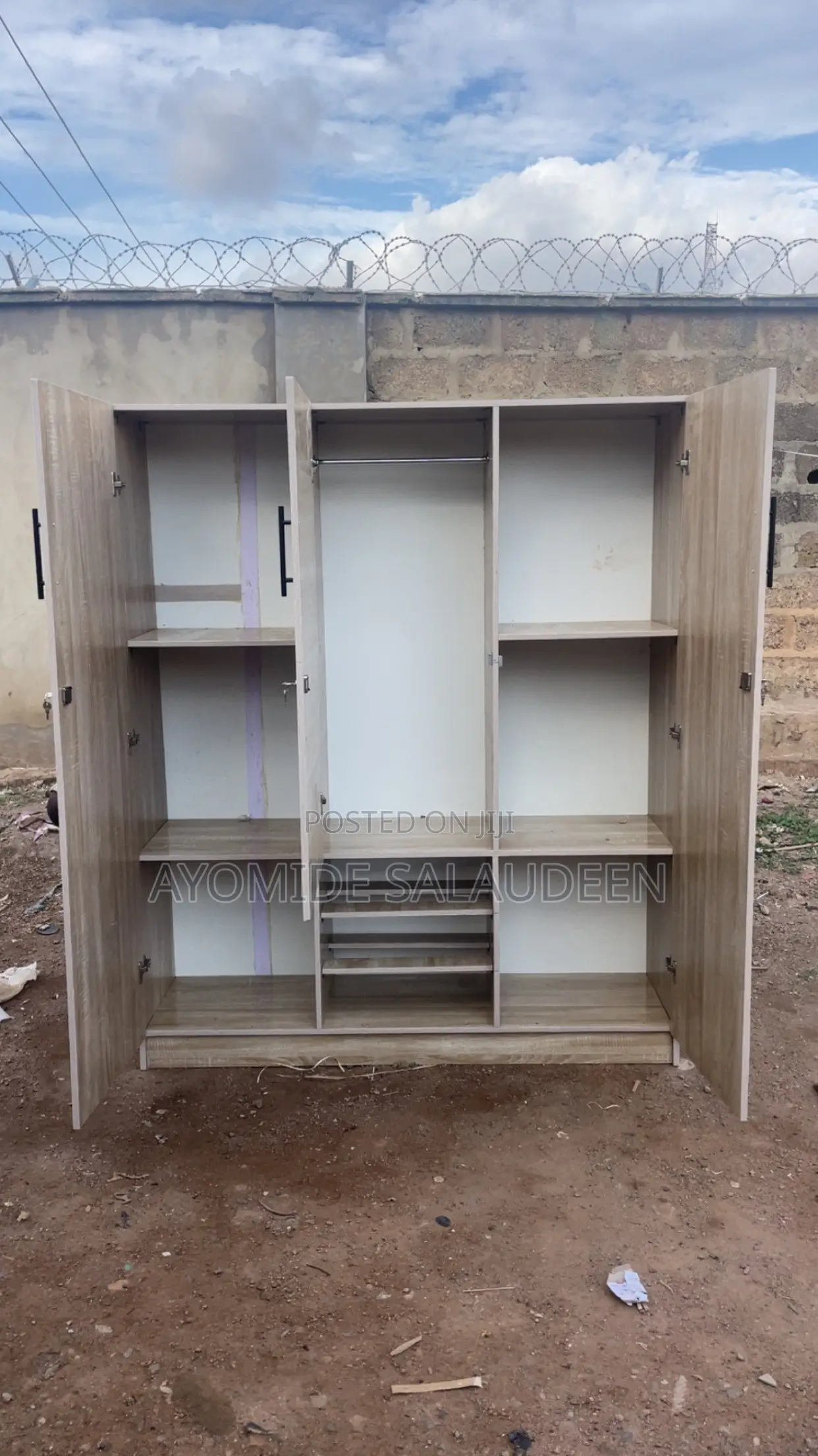 3 Door Wardrobe Big Size 5ft by 6ft