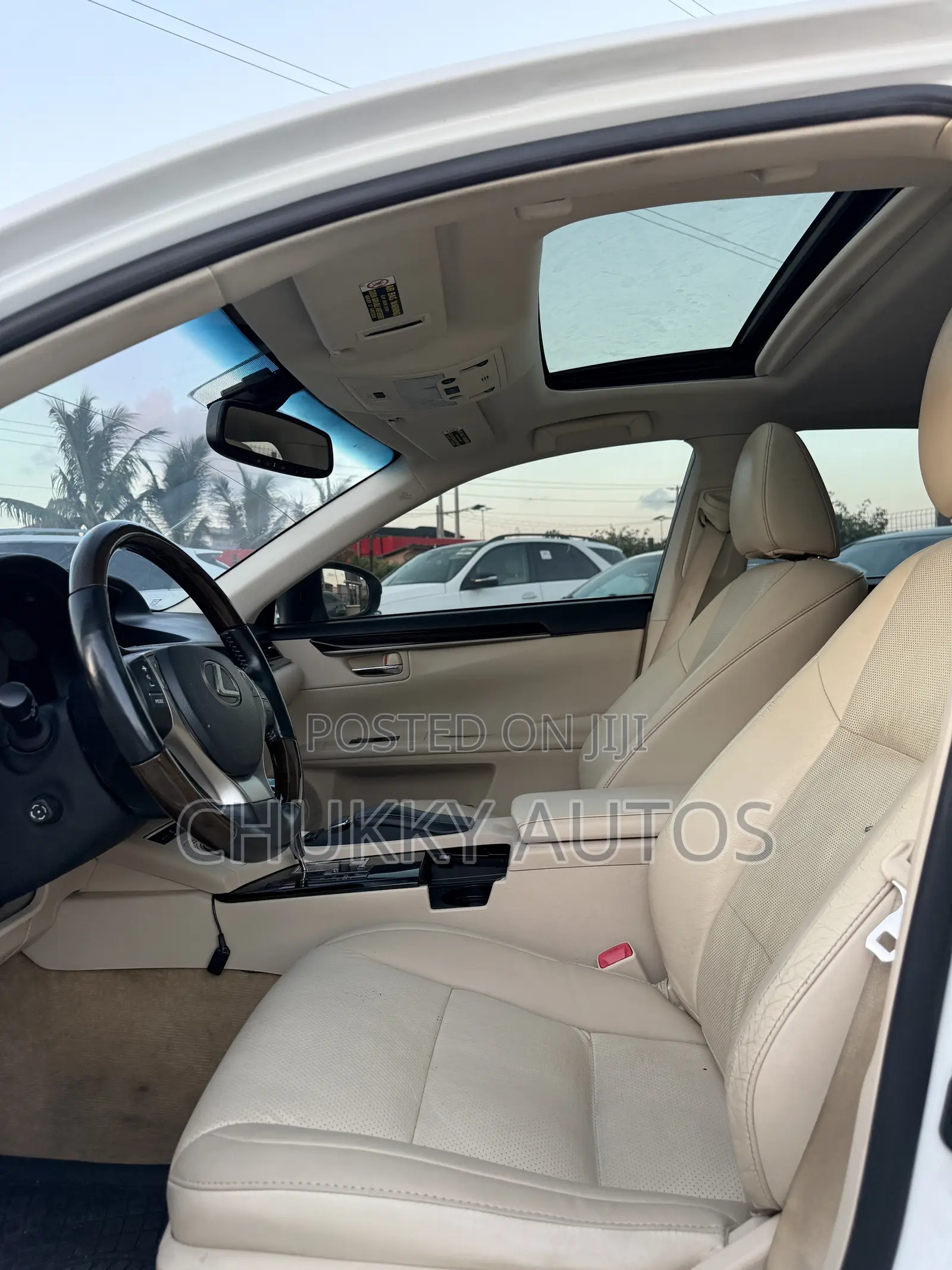 Lexus ES 350 FWD 2013 White